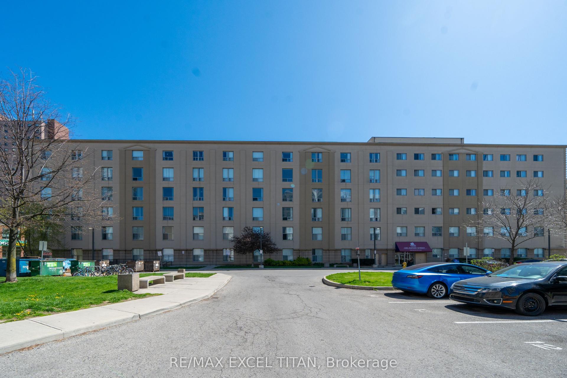 1407 Dupont Street 309 #309 — photo 1