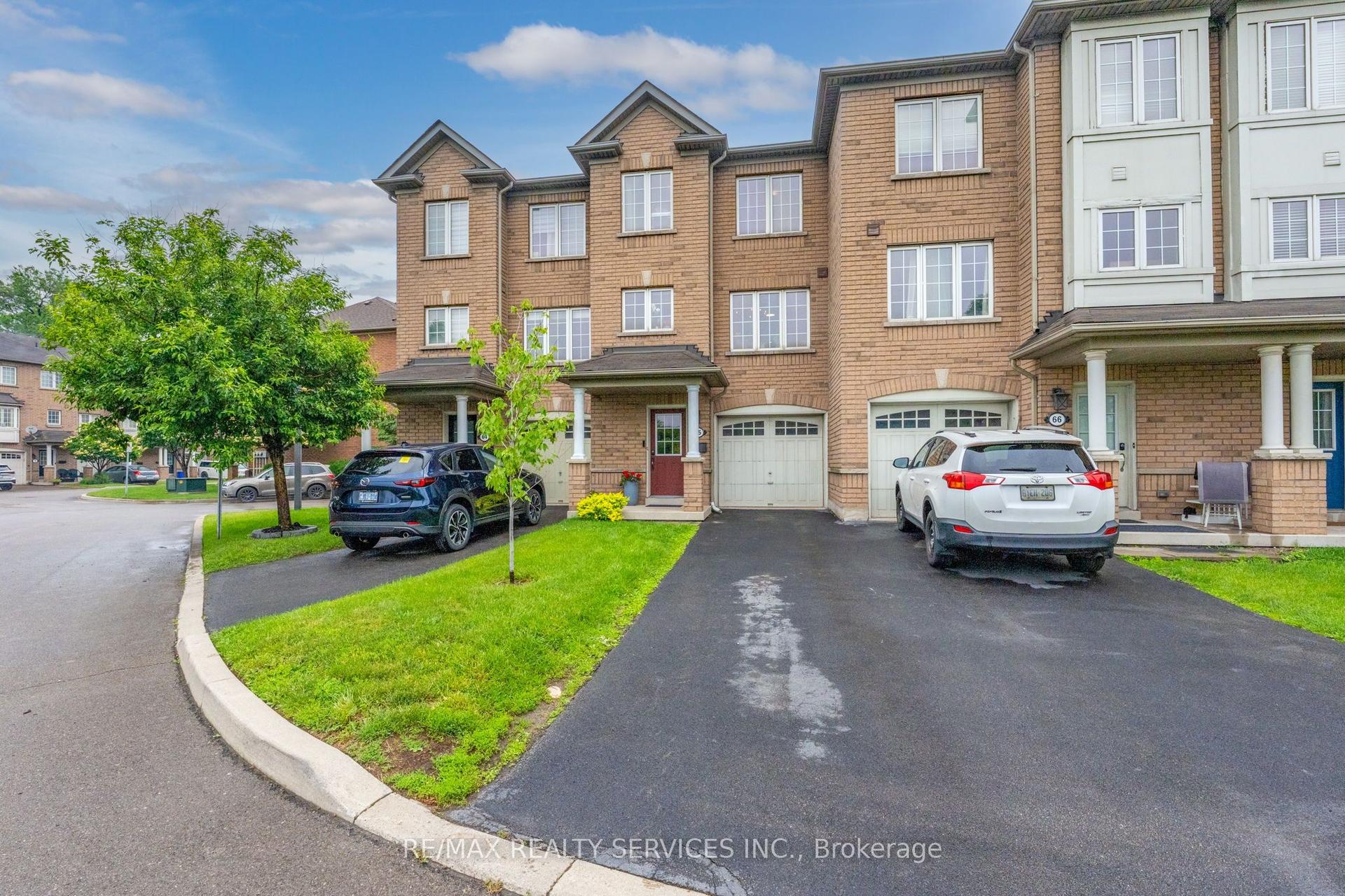 470 Beach Boulevard 65 #65, Hamilton — Condo Town for sale, photo 1