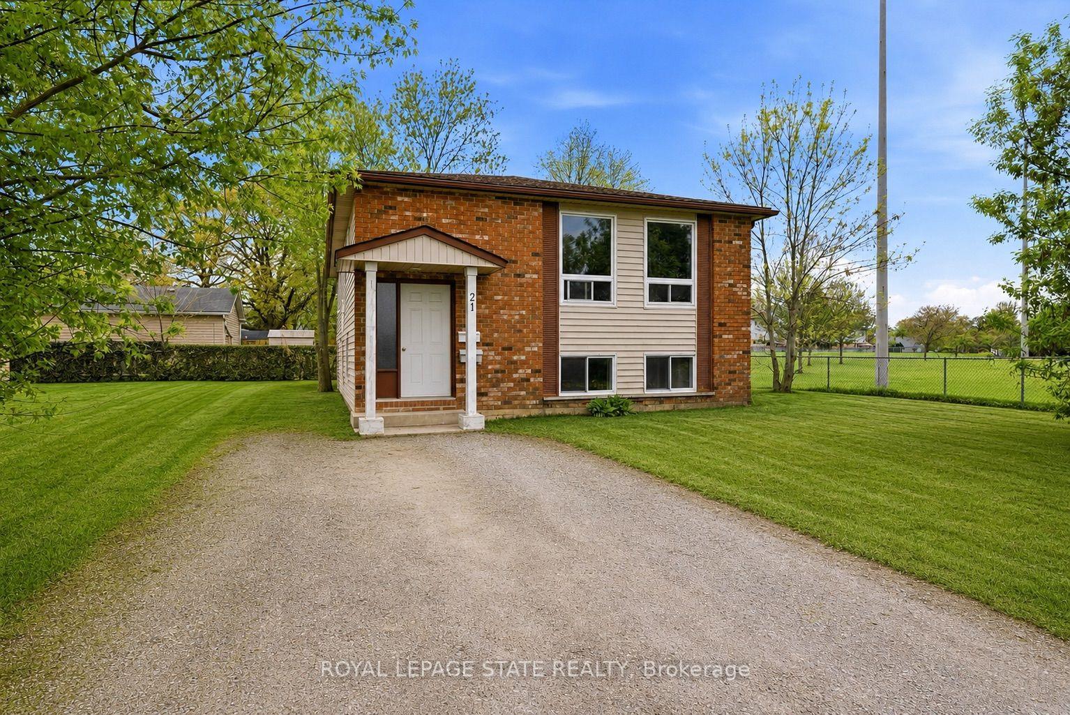 21 Kirk Street Main #Main — photo 1