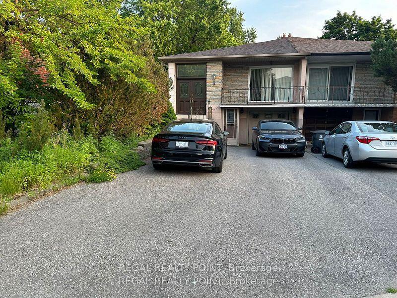 6 Harrington Crescent, Toronto — Semi-Detached for lease, photo 1