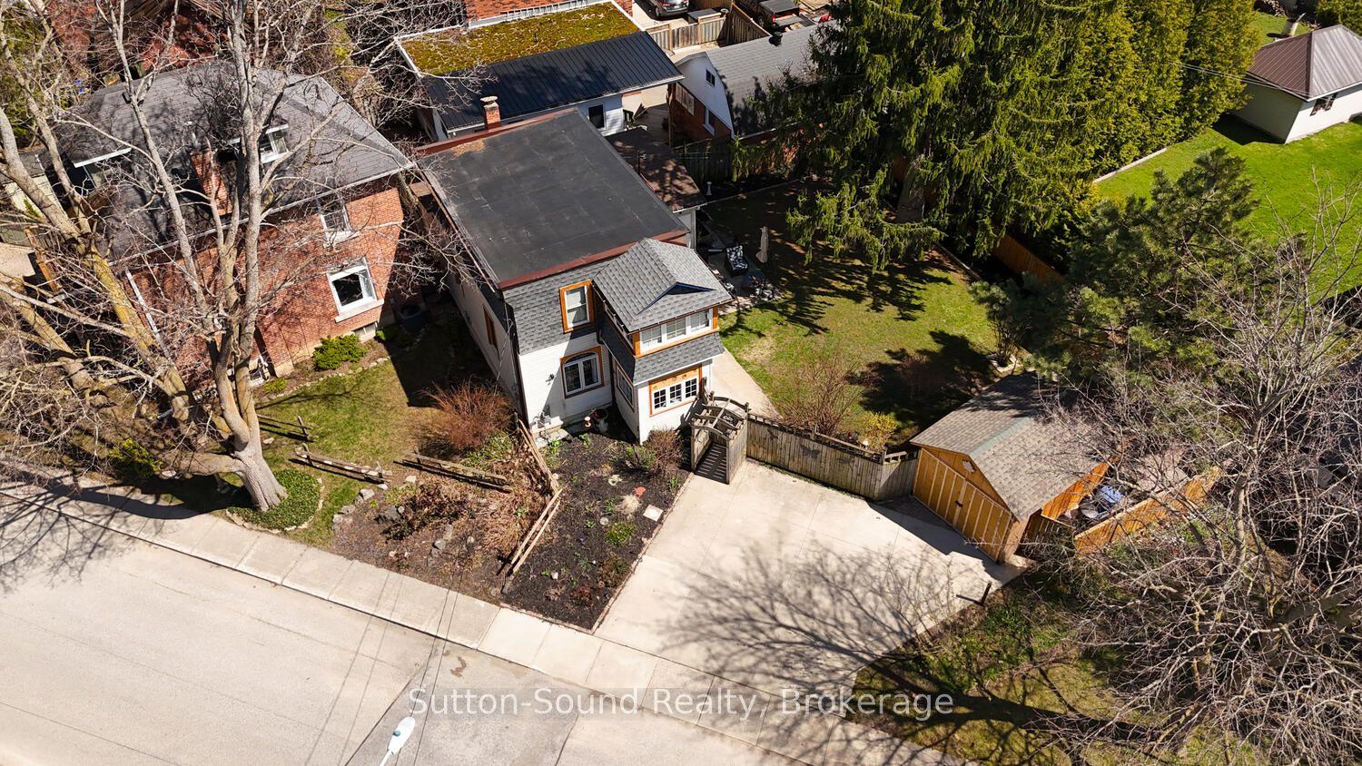 155 5th A Street E — photo 1