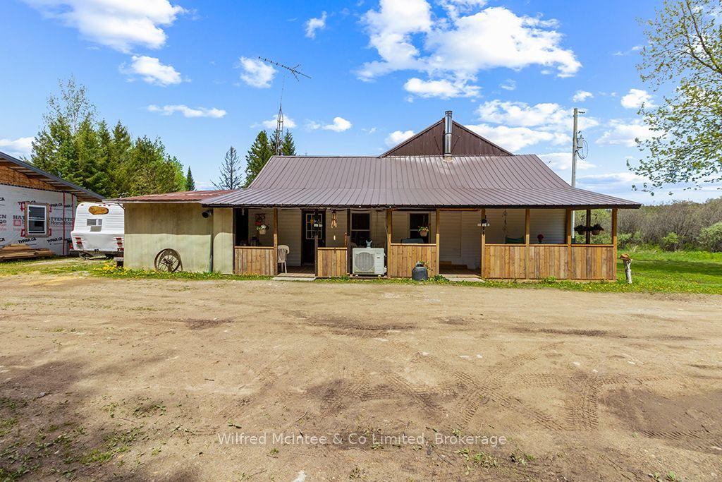 135220 Concession Road 8 Road, Chatsworth — Detached for sale, photo 1