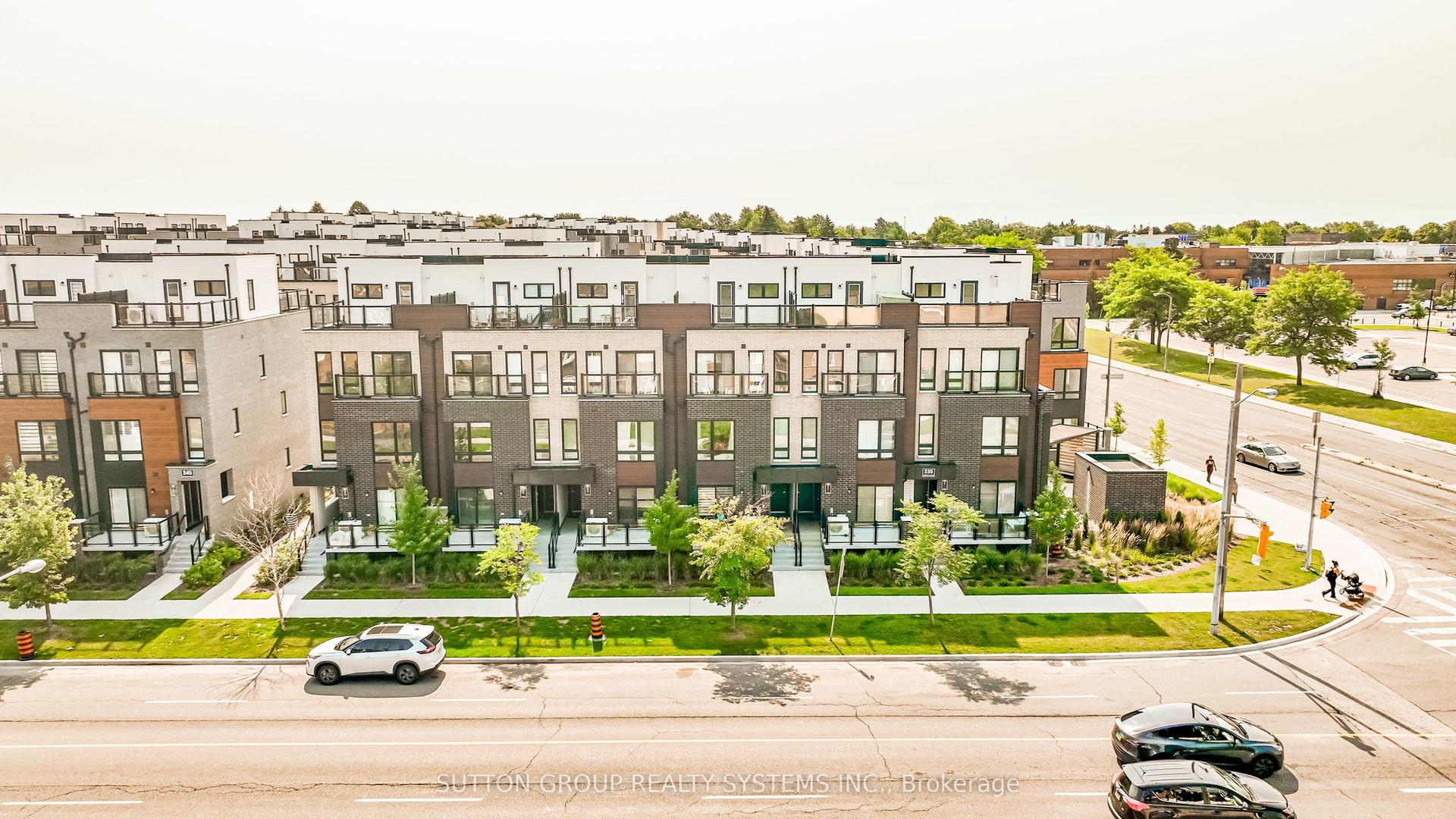 235 McLevin Avenue 11 #11, Toronto — Condo Town for sale, photo 1