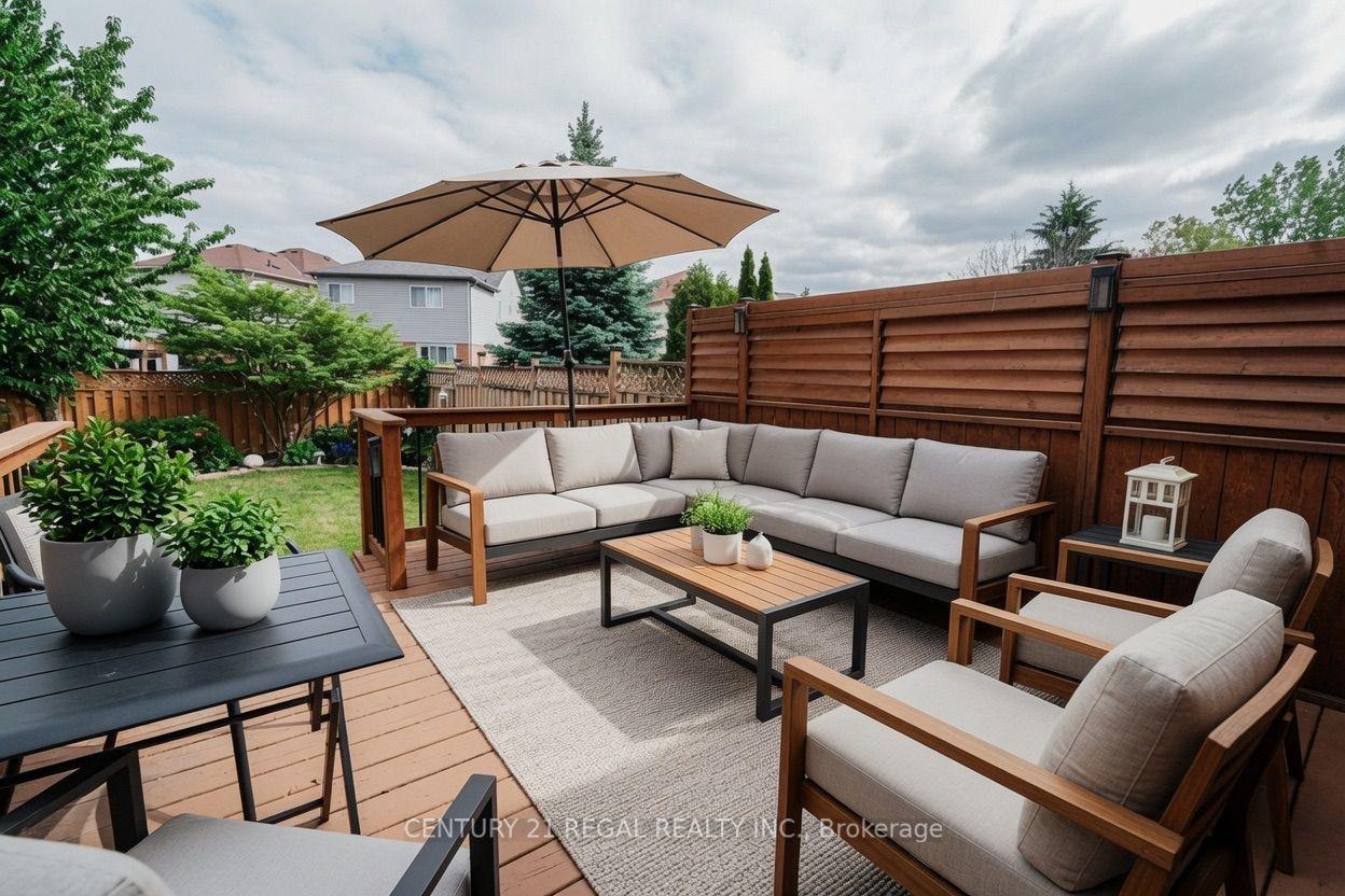 46 Blacksmith Lane, Whitby — Townhouse for sale, photo 1
