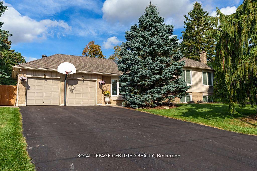 12 Kevinwood Drive — photo 1