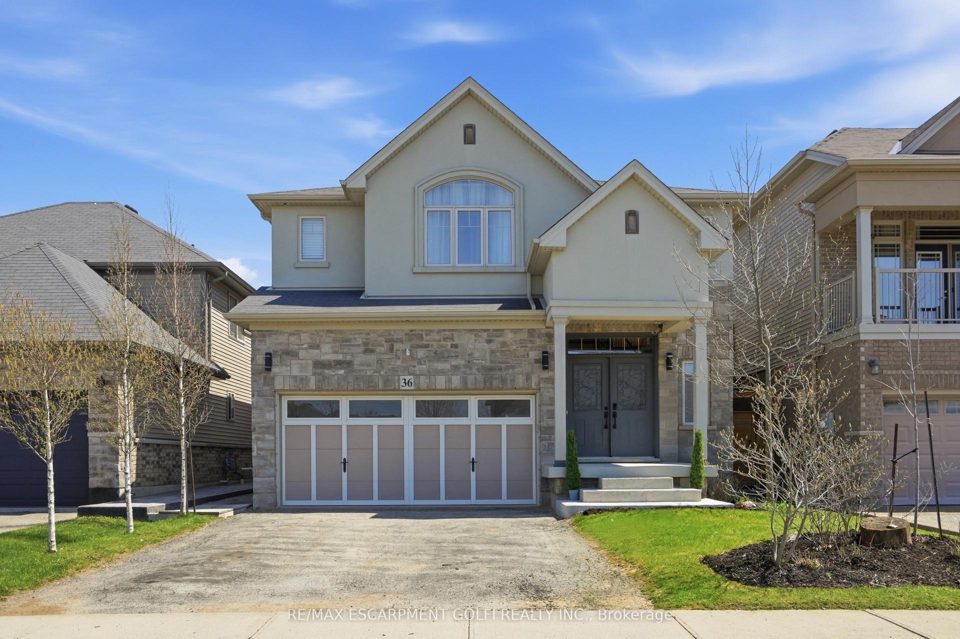 36 Pavilion Drive — photo 1