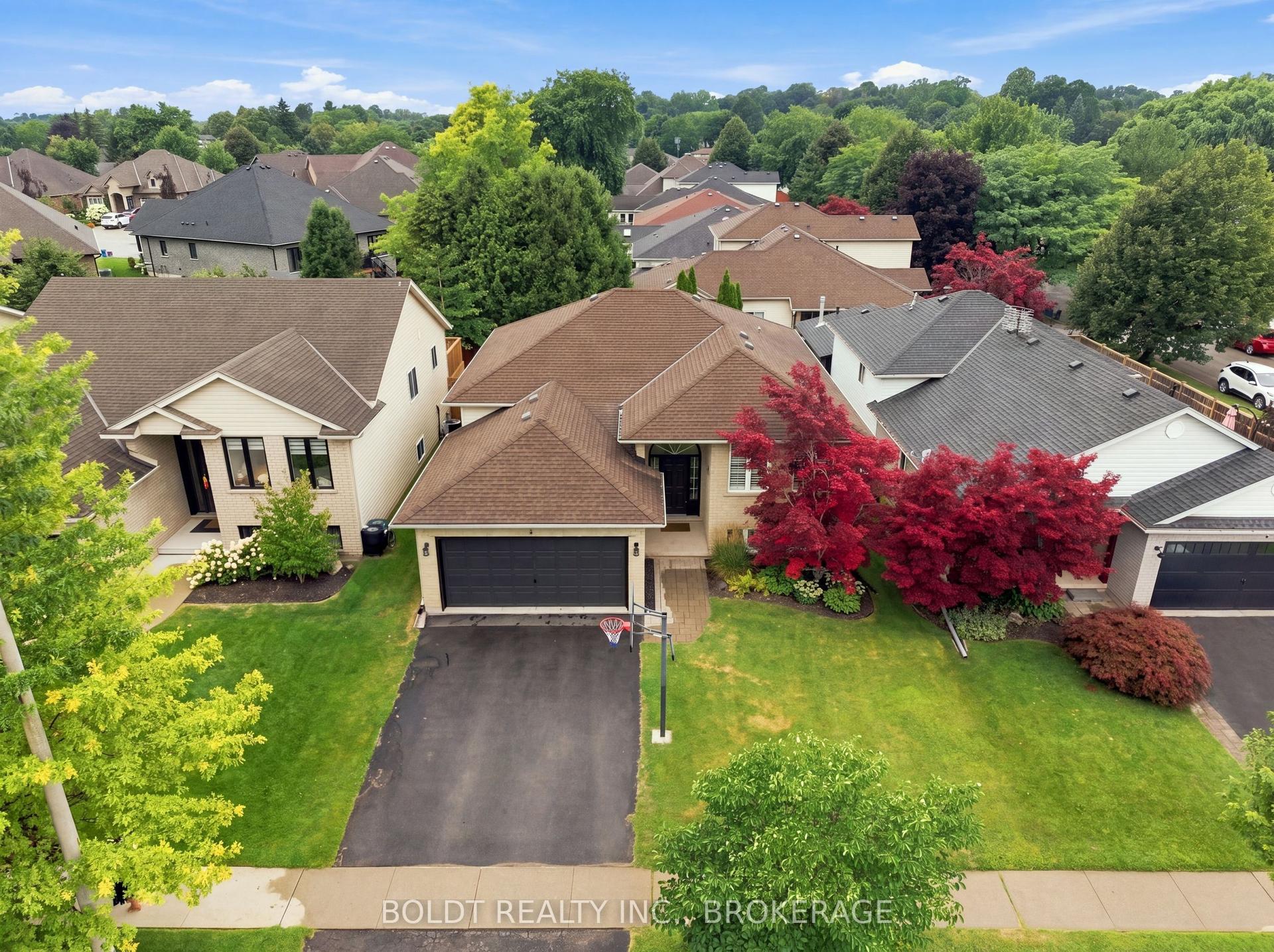 4 Mason Drive, Pelham — Detached for sale, photo 1