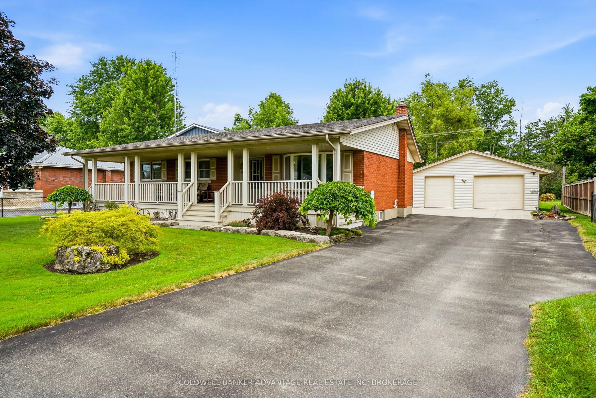85 James Street, Welland — Detached for sale, photo 1