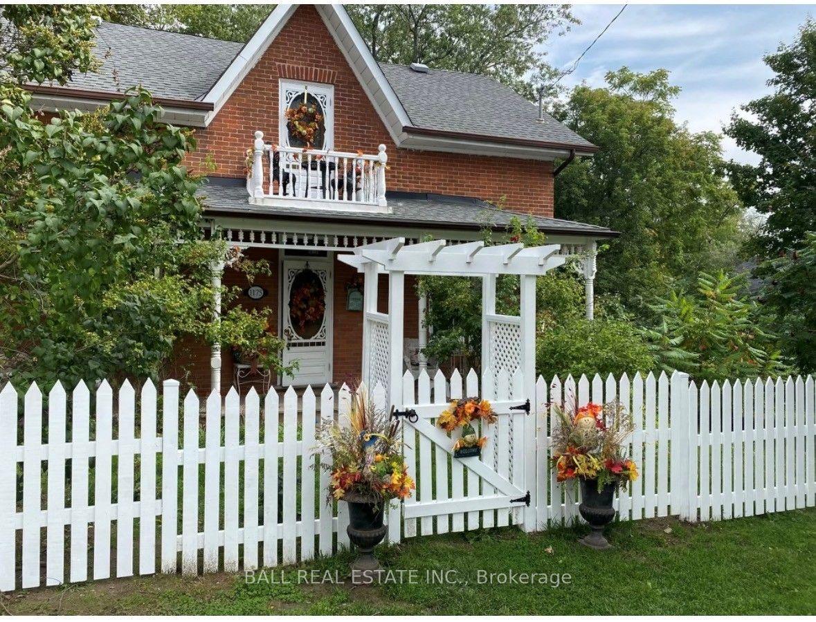 1175 Heritage Line — photo 1