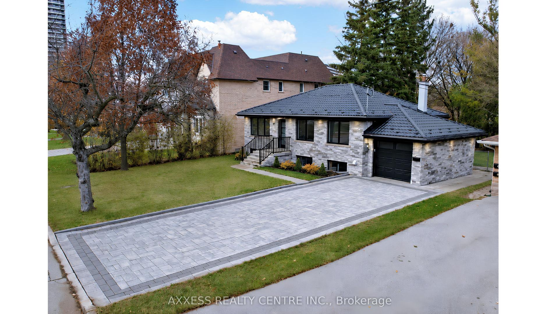 44 Transwell Avenue, Toronto — Detached for sale, photo 1