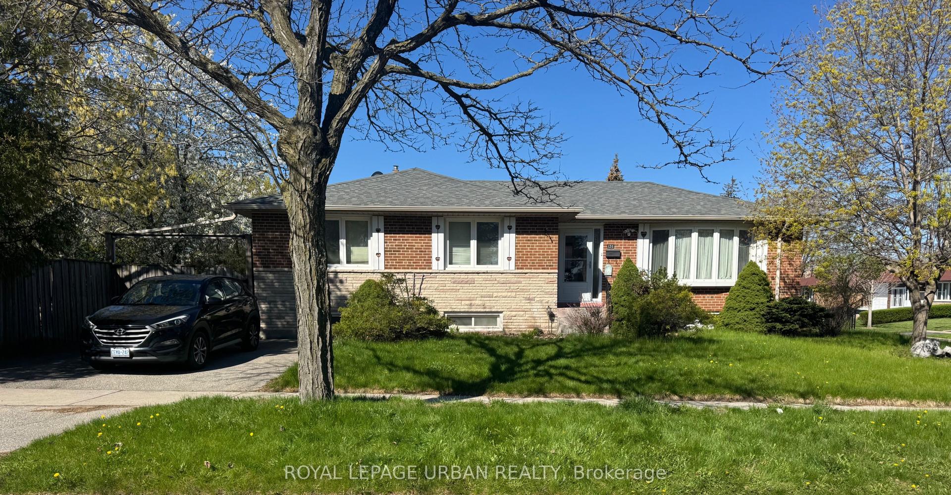 126 Marilake Drive, Toronto — Detached for lease, photo 1