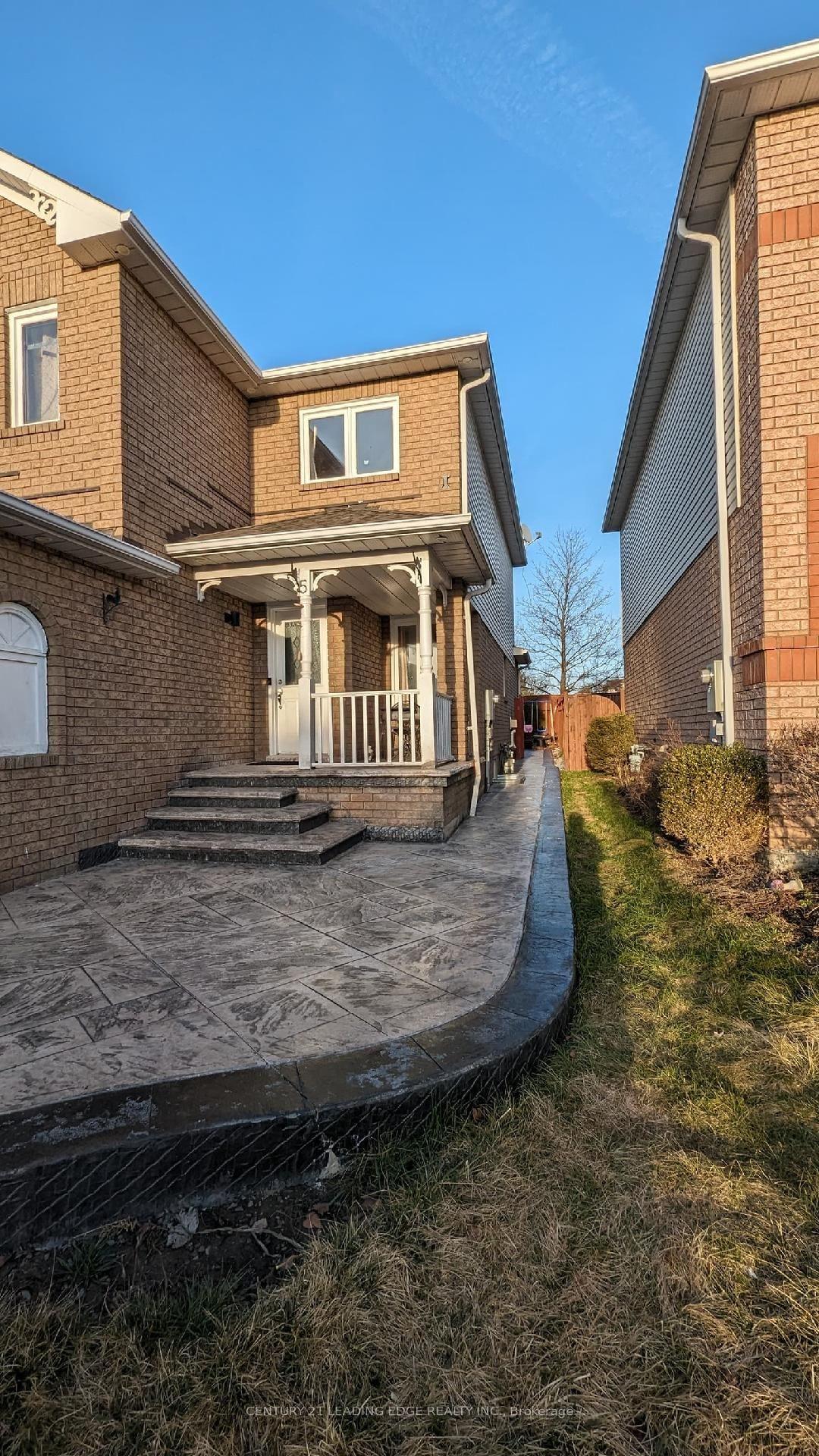 5 Vintage Drive Basement #Basement, Whitby — Detached for lease, photo 1