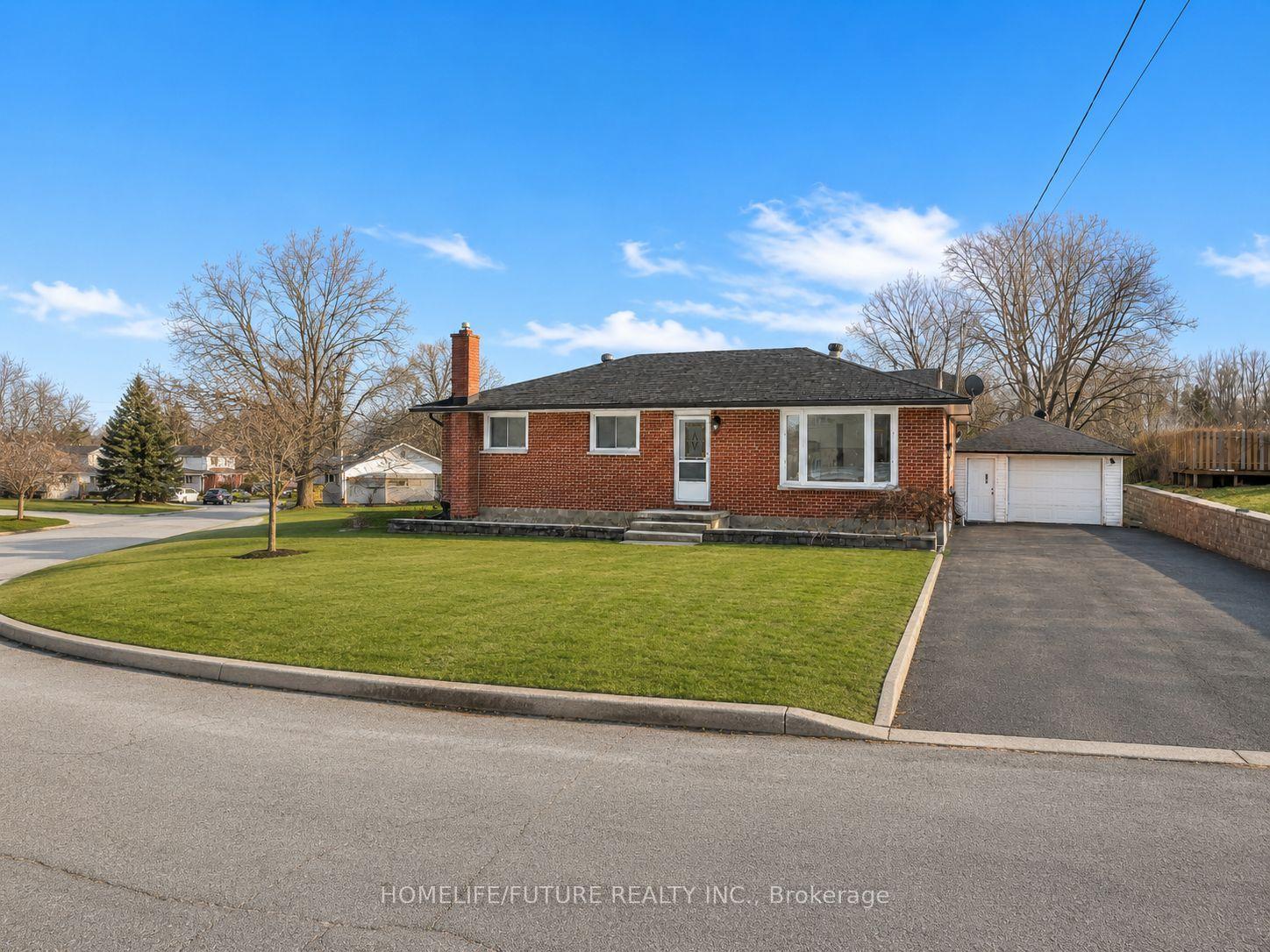 35 Barry Road — photo 1
