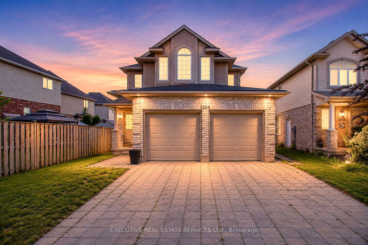 3264 Meadowgate Boulevard, London South — Detached for sale, photo 1