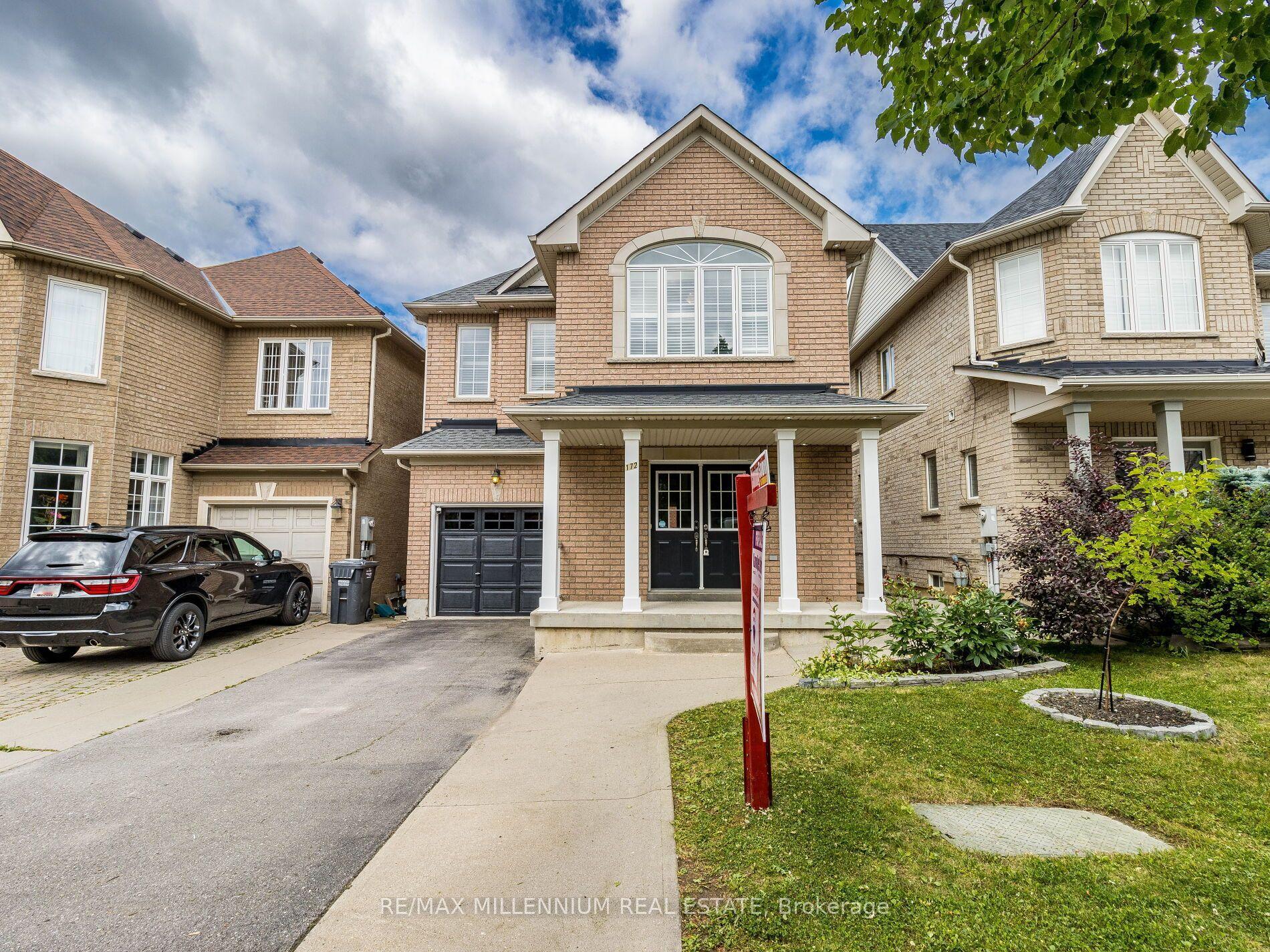 172 Pefferlaw Circle, Brampton — Detached for lease, photo 1