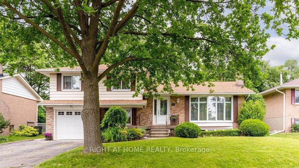 49 Rayne Avenue, Oakville — Detached for lease, photo 1