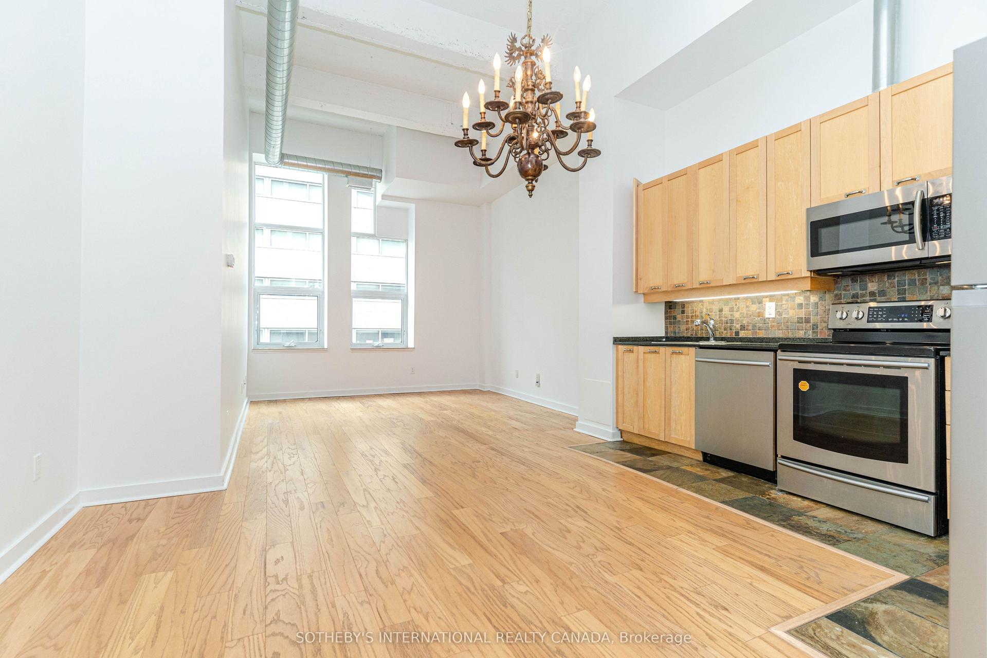 135 Dalhousie Street 209 #209, Toronto — Condo for lease, photo 1