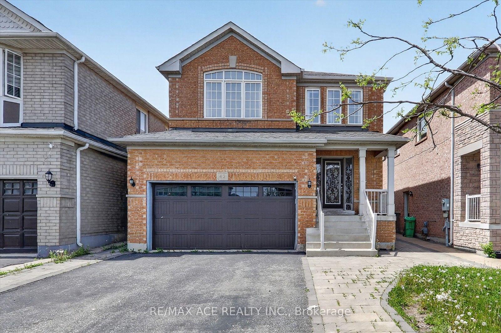42 Feather Reed Way — photo 1