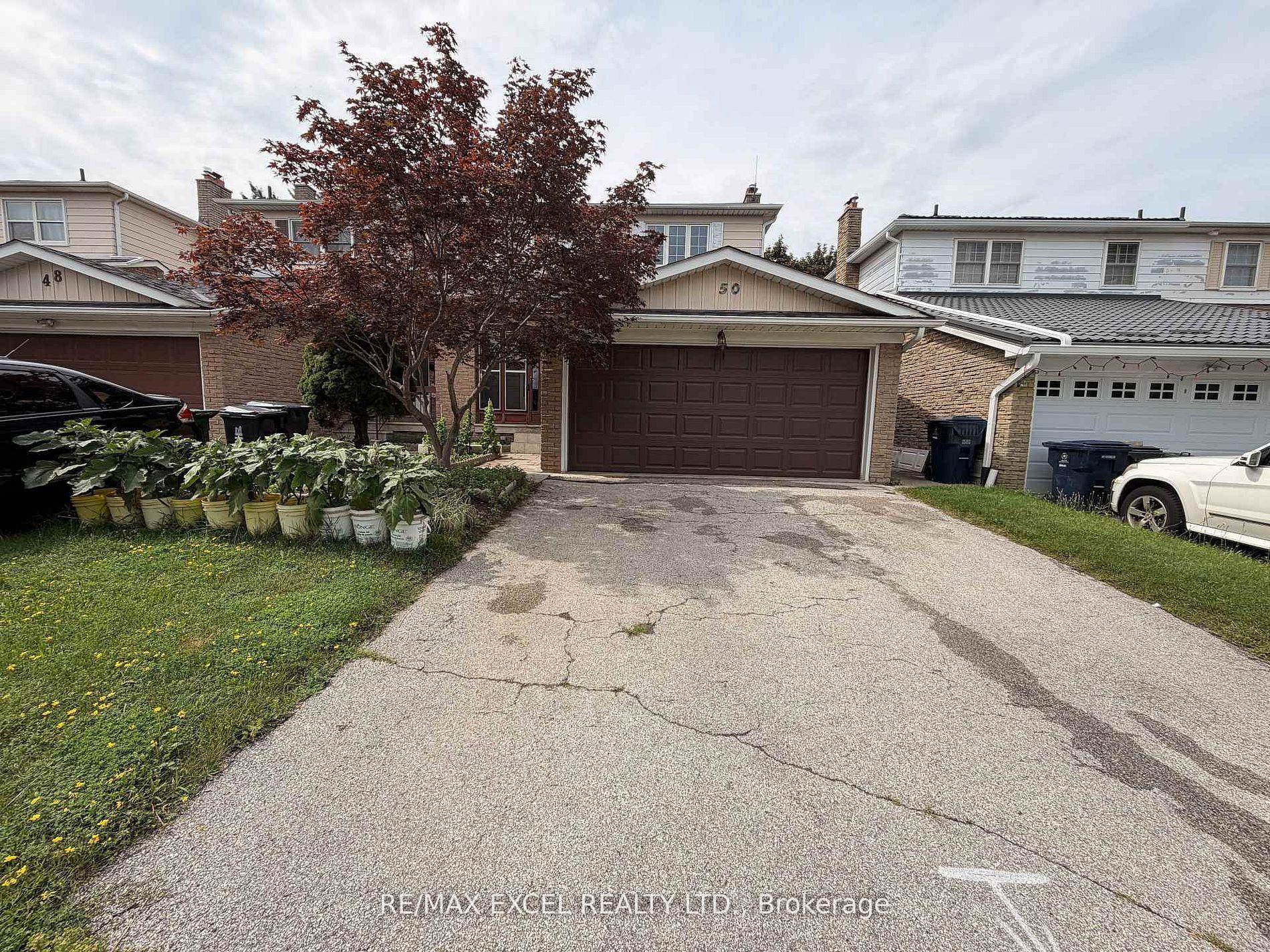 50 Shootfield Crescent, Toronto — Semi-Detached for sale, photo 1