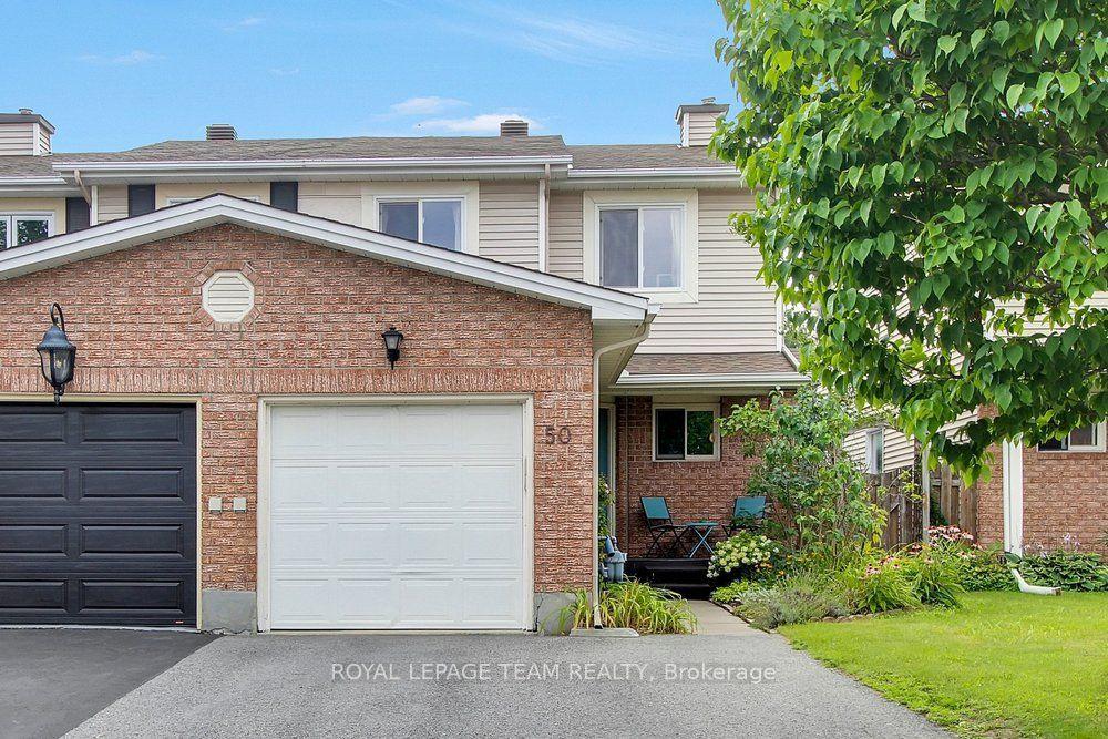 50 Burlington Crescent, Hunt Club - South Keys and Area — Townhouse for sale, photo 1