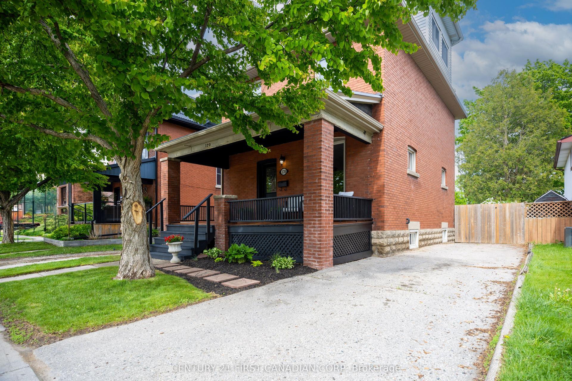 170 Wilson Avenue — photo 1