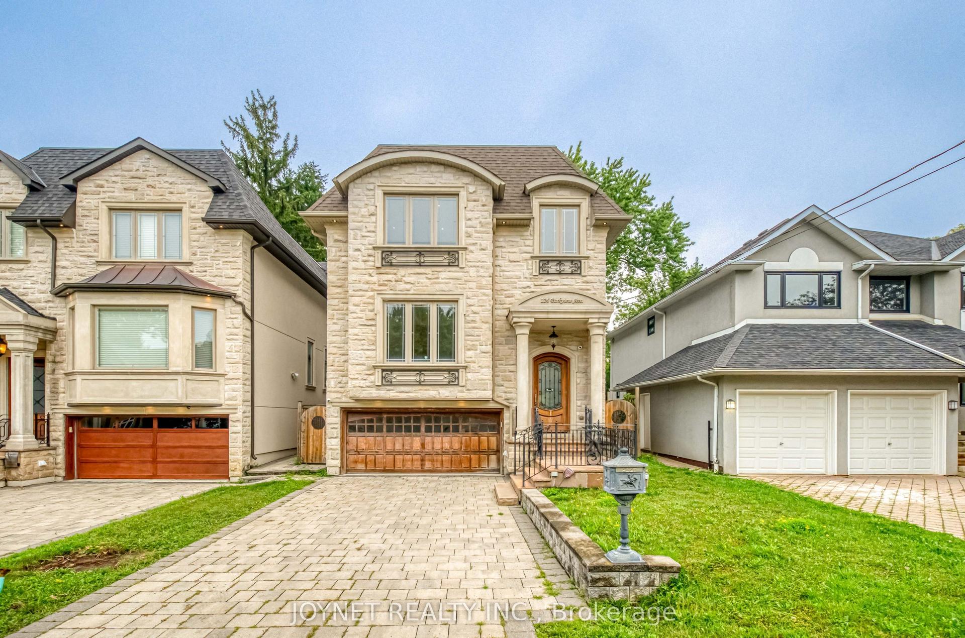 126 Parkview Avenue, Toronto — Detached for sale, photo 1