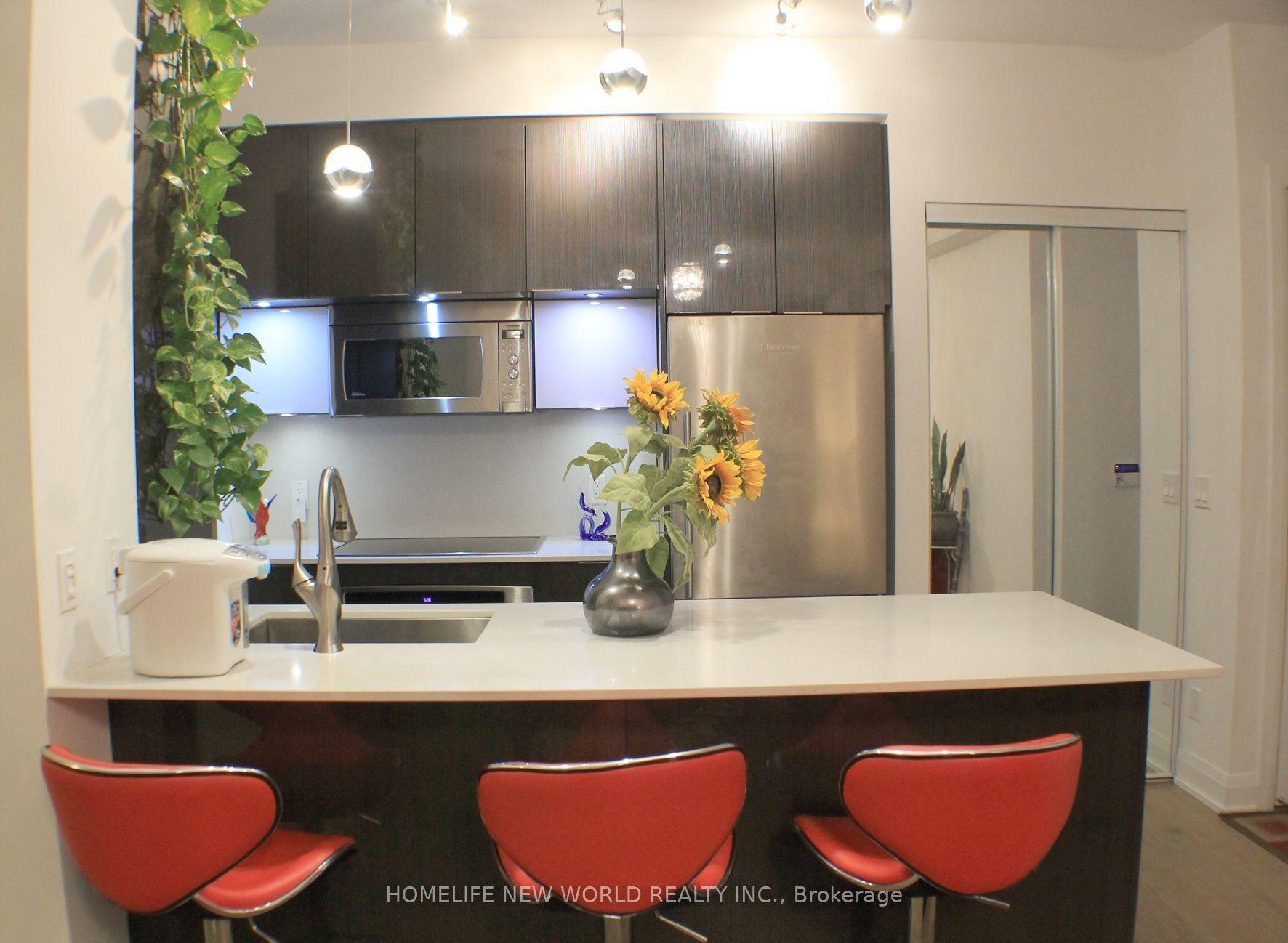 56 Annie Craig Drive 2309 #2309, Toronto — Condo for lease, photo 1