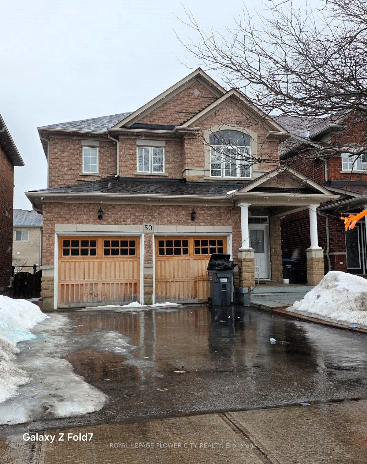 50 Saffron Crescent — photo 1