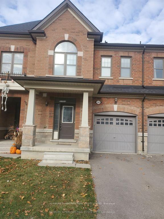 16 Morra Avenue W — photo 1