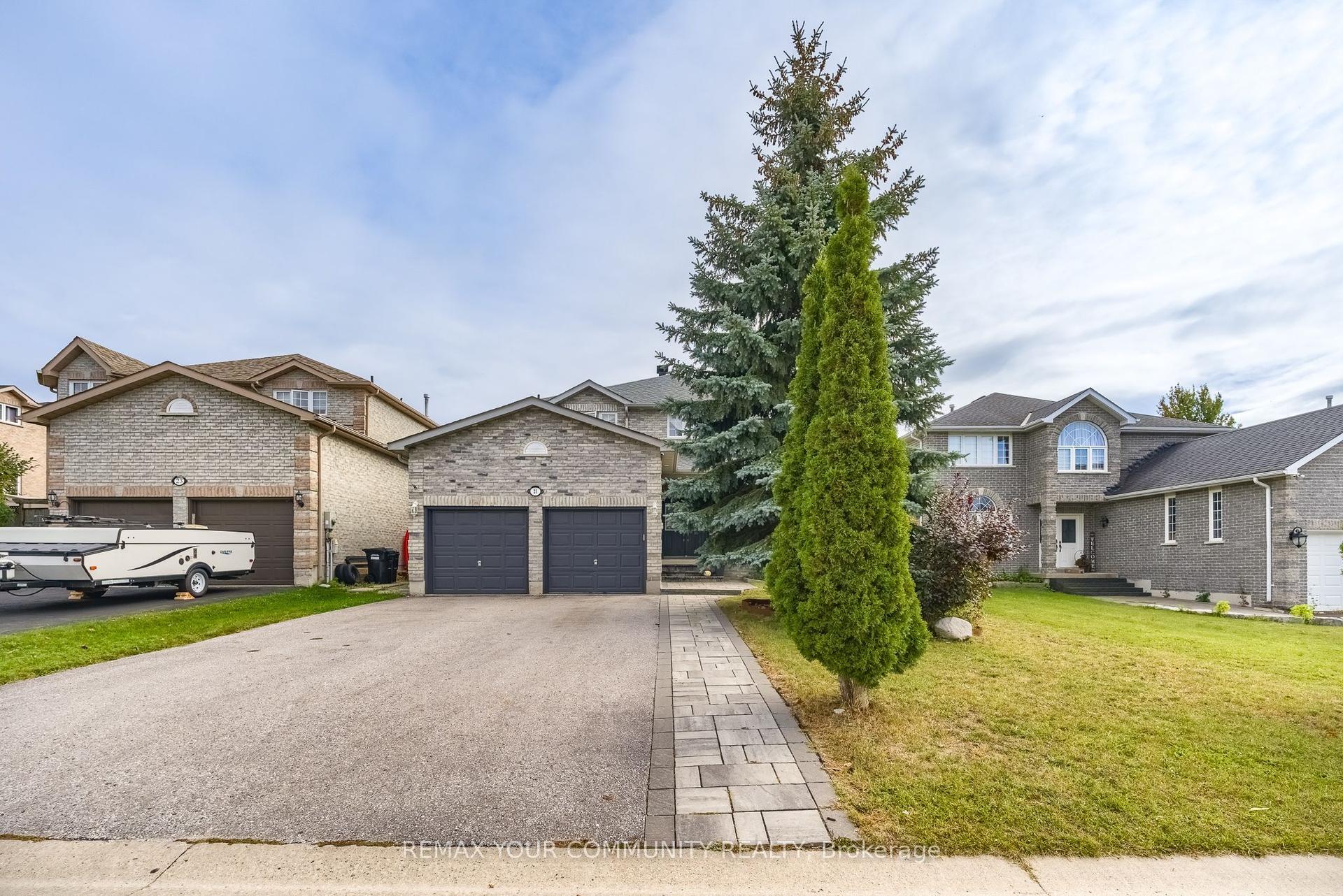 21 Silvercreek Crescent, Barrie — Detached for sale, photo 1