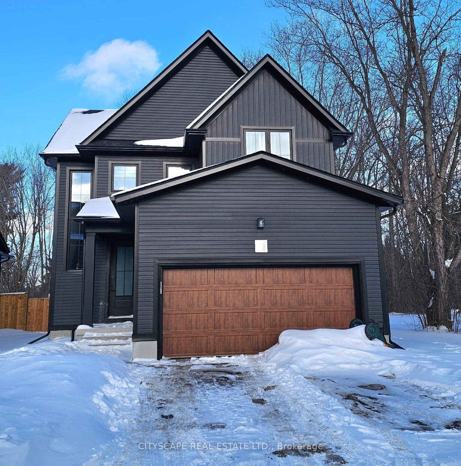 20-297 Whiting Street — photo 1