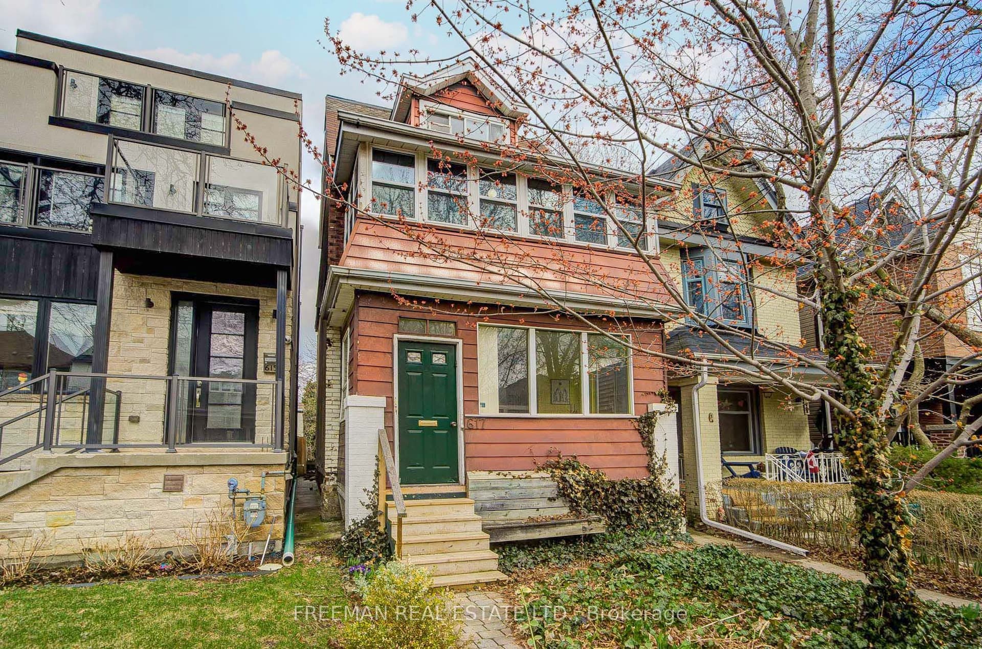 617 Clinton Street — photo 1