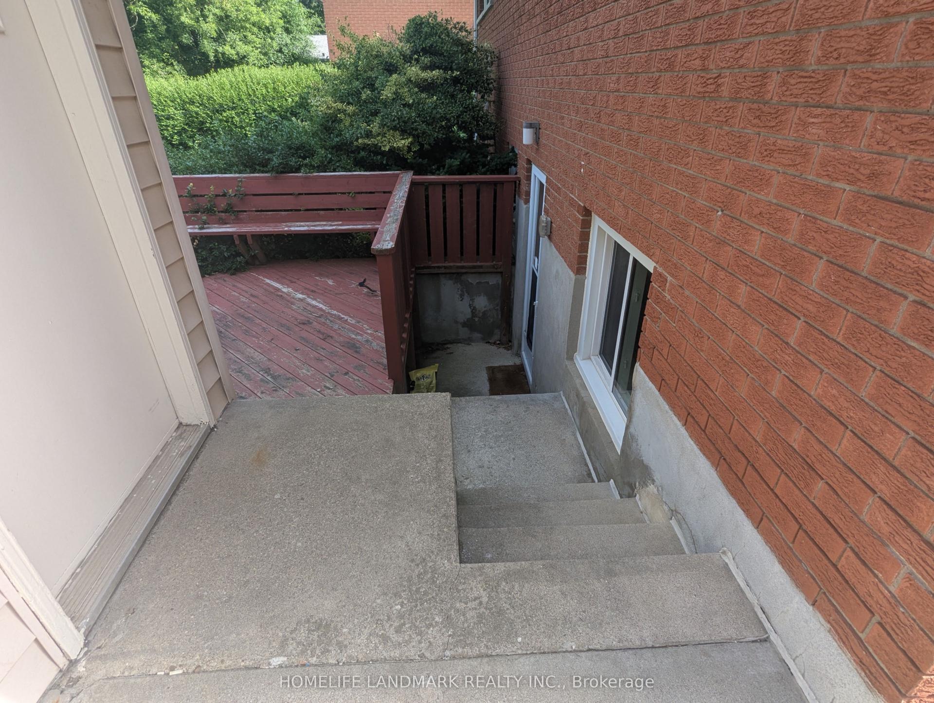 195 Carter Avenue Lower #Lower, Waterloo — Detached for lease, photo 1