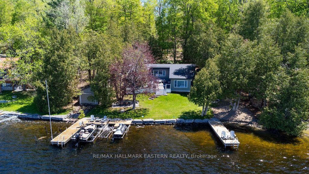 33 Pineway Court — photo 1