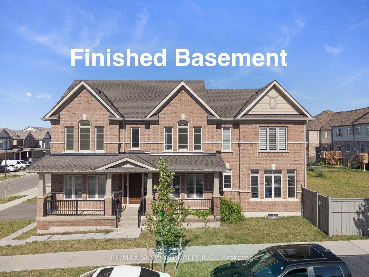 2 Georgina Street, Kitchener — Detached for sale, photo 1