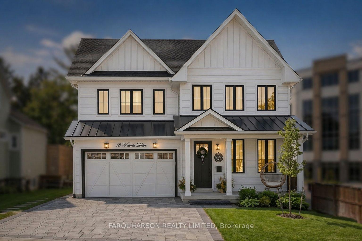 18 Victoria Drive — photo 1