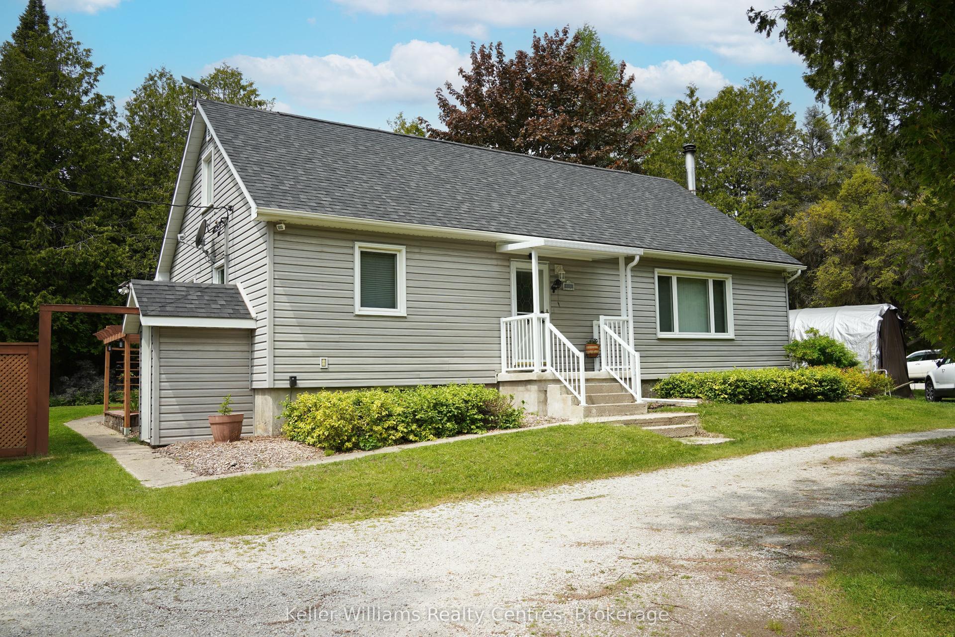 668 Pike Bay Road, Northern Bruce Peninsula — Detached for sale, photo 1