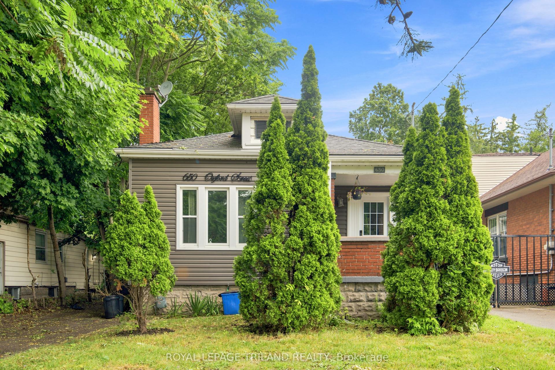 650 Oxford Street E, London East — Detached for sale, photo 1