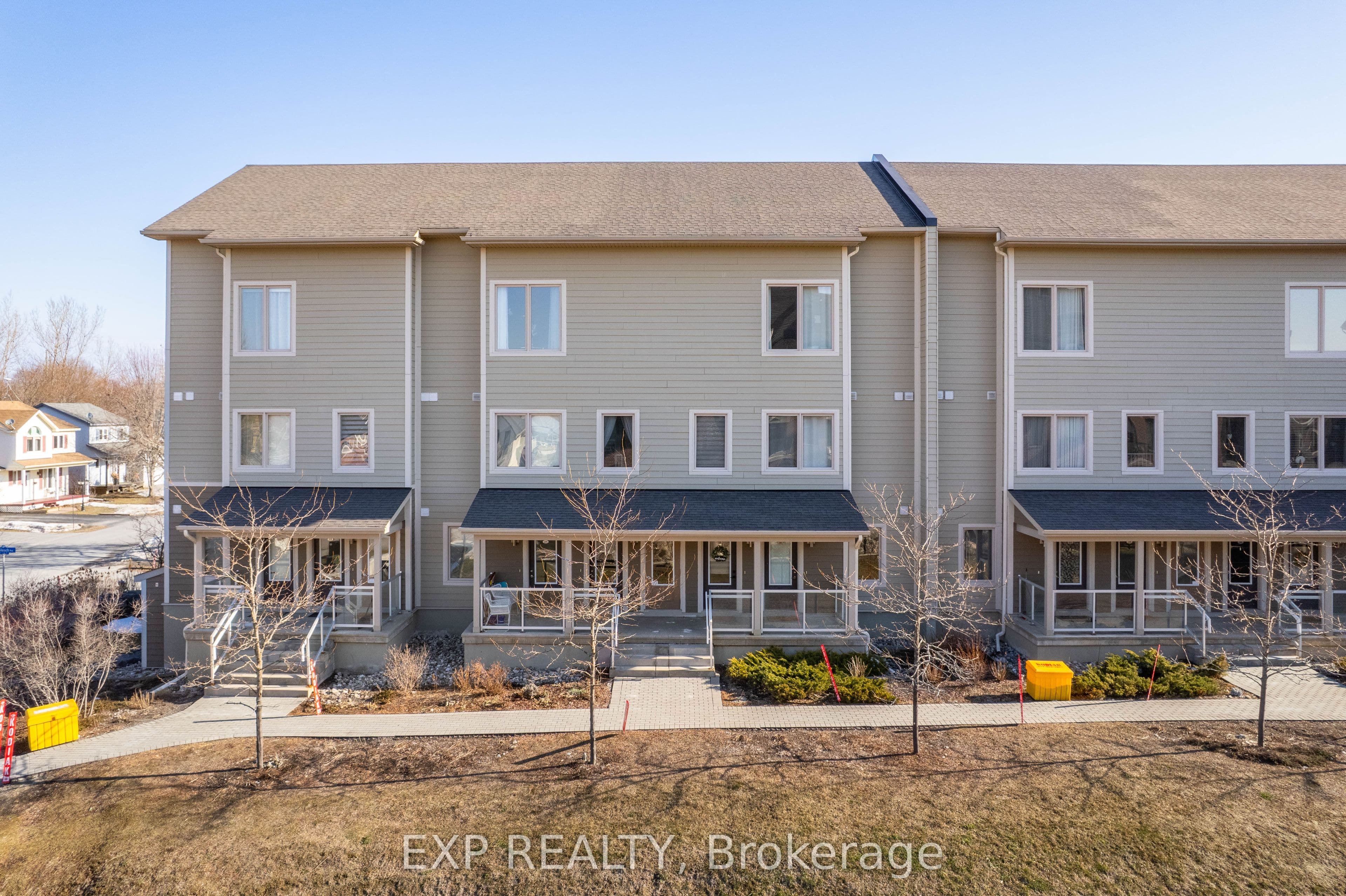 28 Meach Private — photo 1