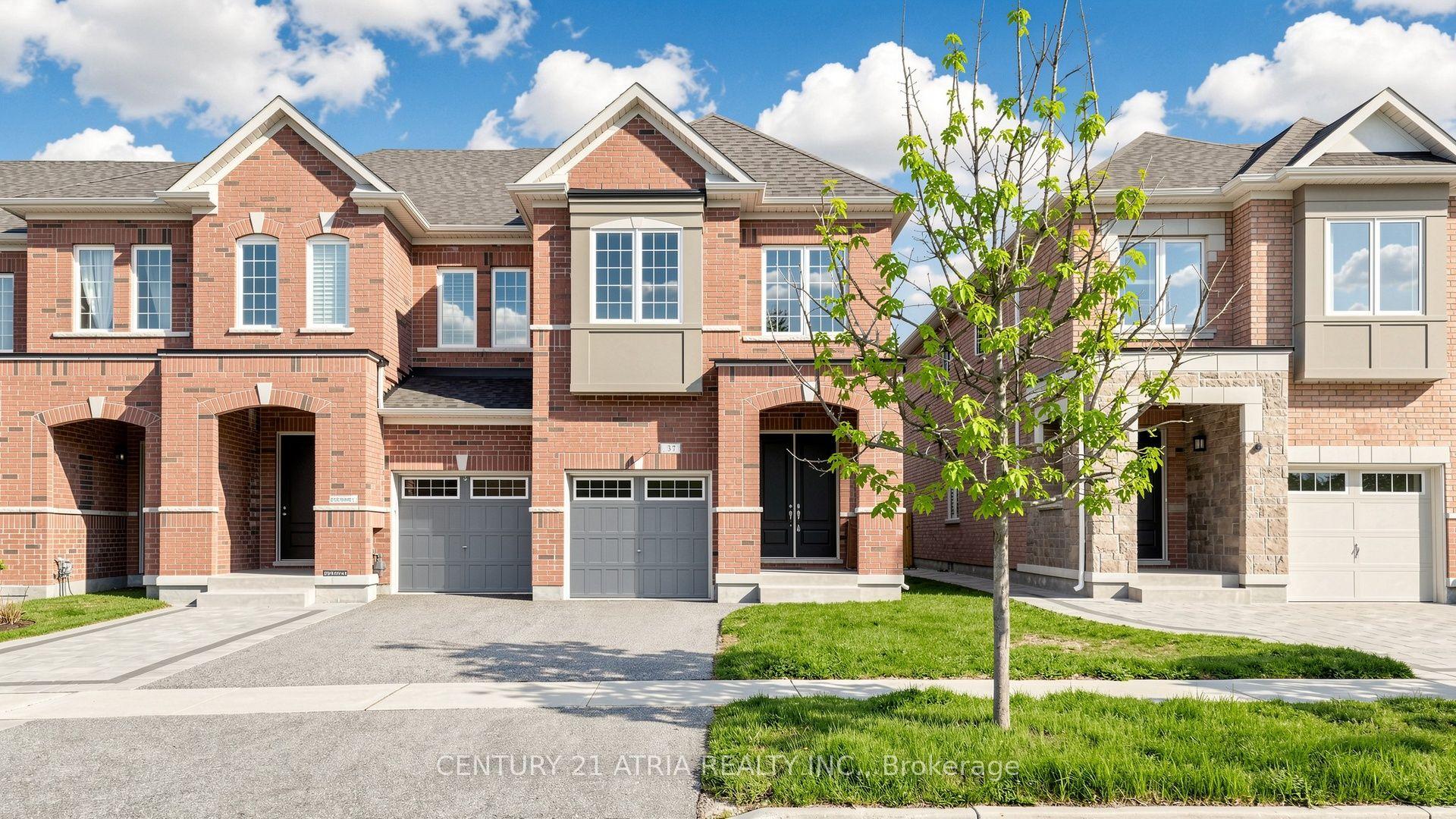 37 Capreol Avenue — photo 1