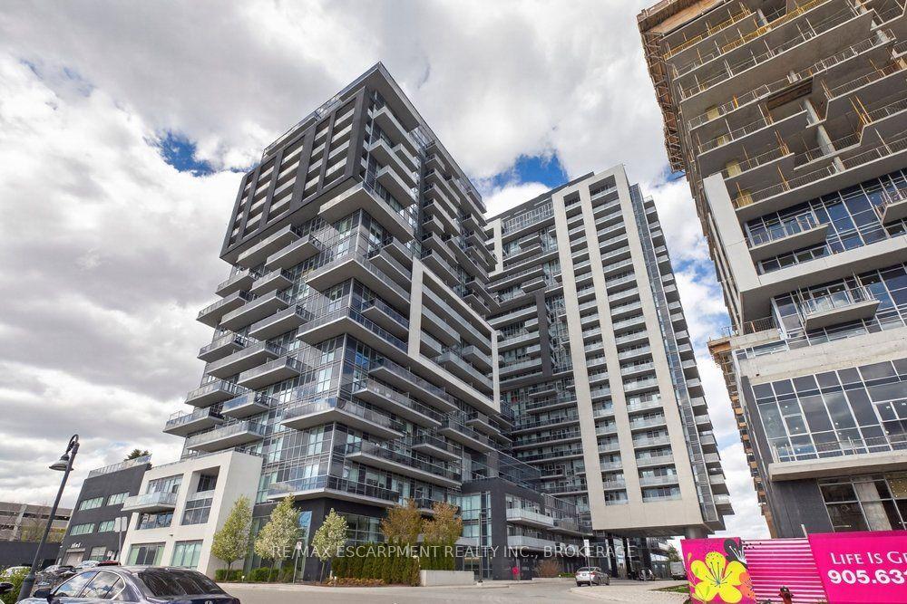 2087 Fairview Street 702 #702, Burlington — Condo for sale, photo 1