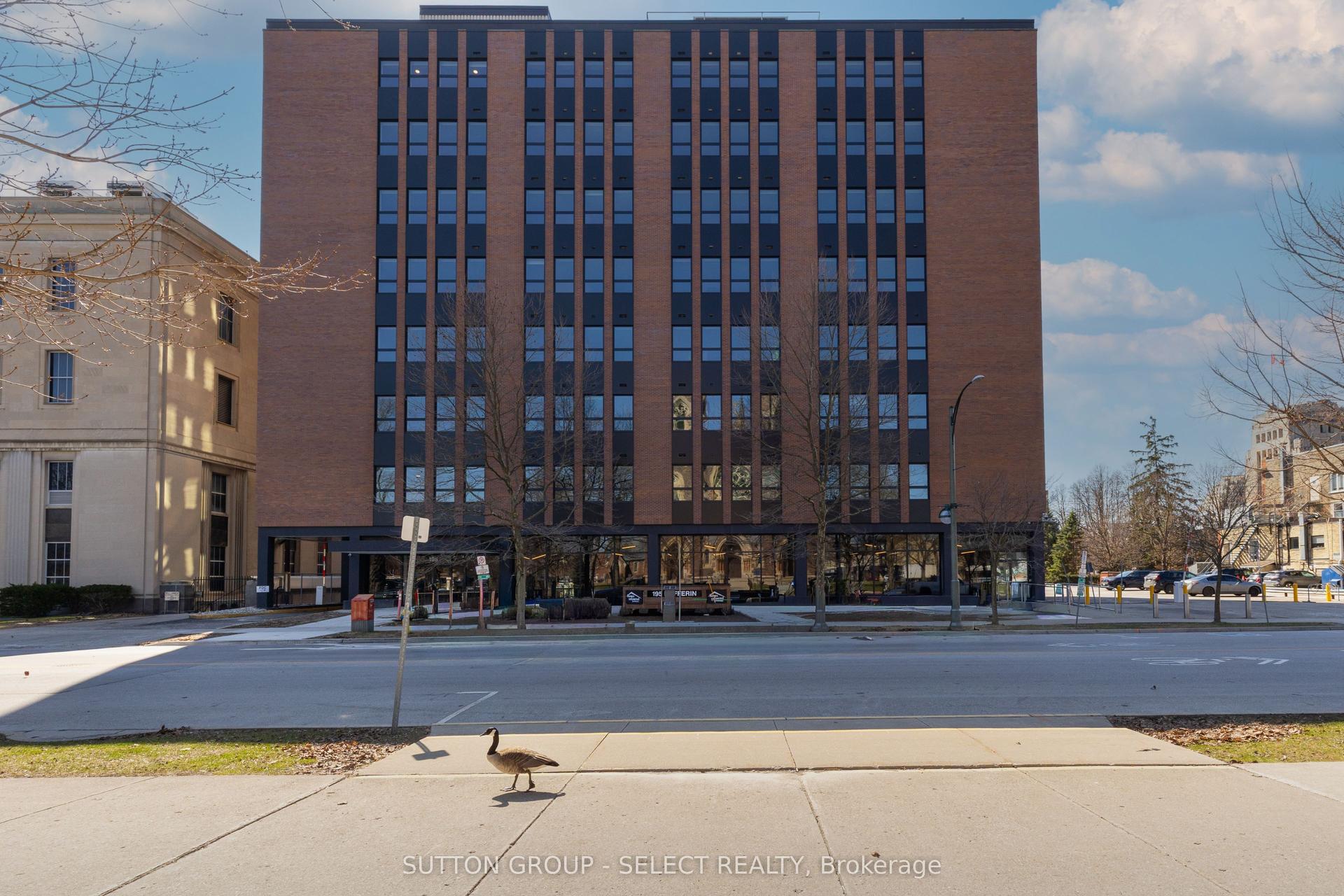 195 Dufferin Avenue 813 #813 — photo 1