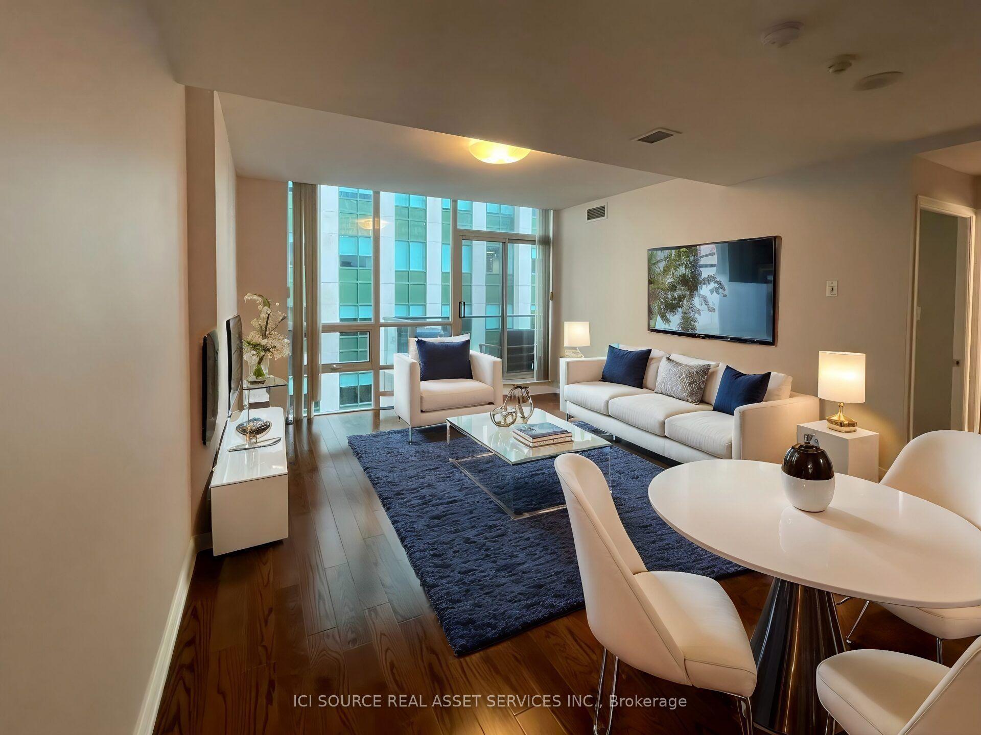 263 Wellington Street W PH05 #PH05, Toronto — Condo for lease, photo 1