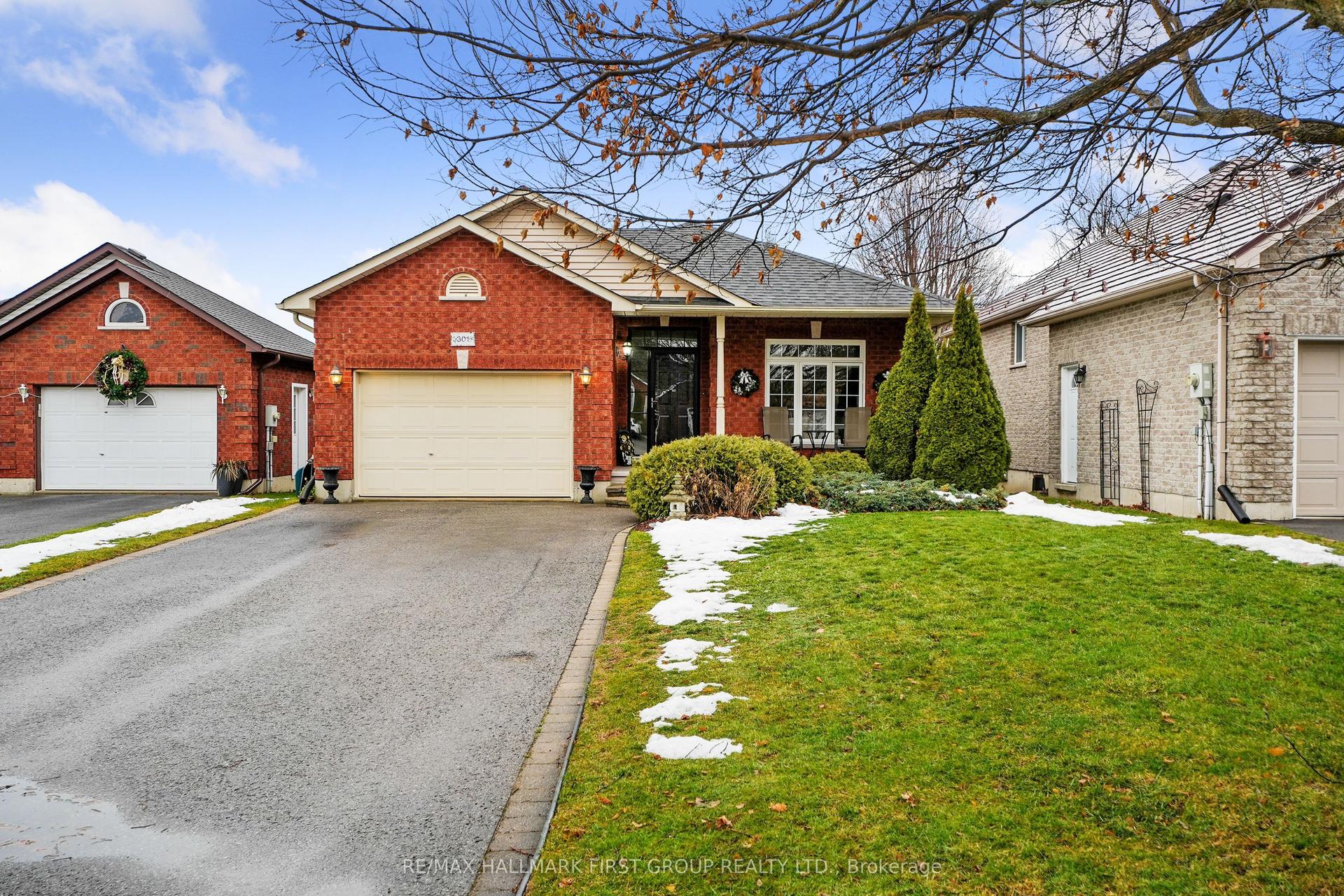 301 Rockingham Court — photo 1