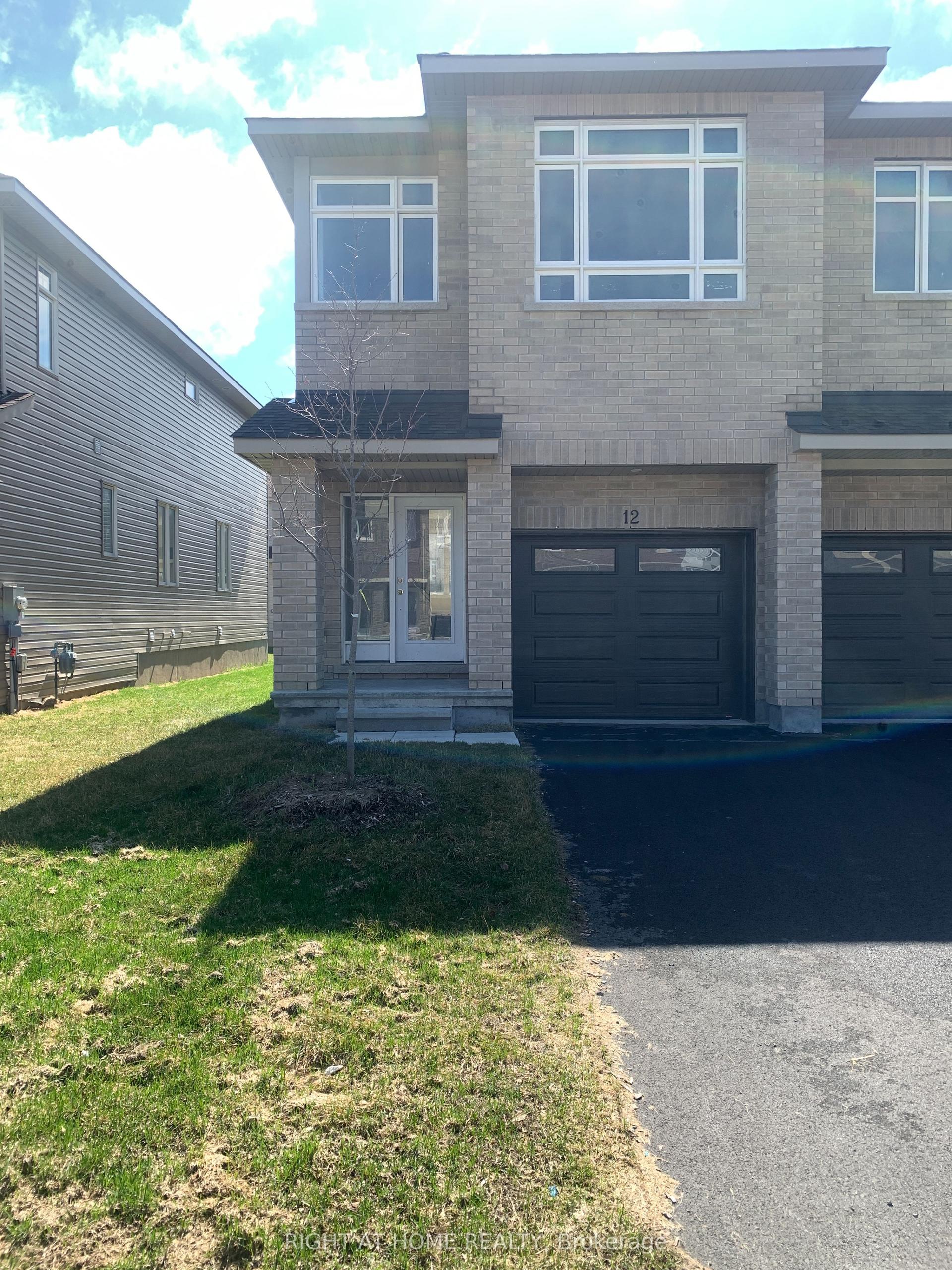 12 Wylie Way — photo 1