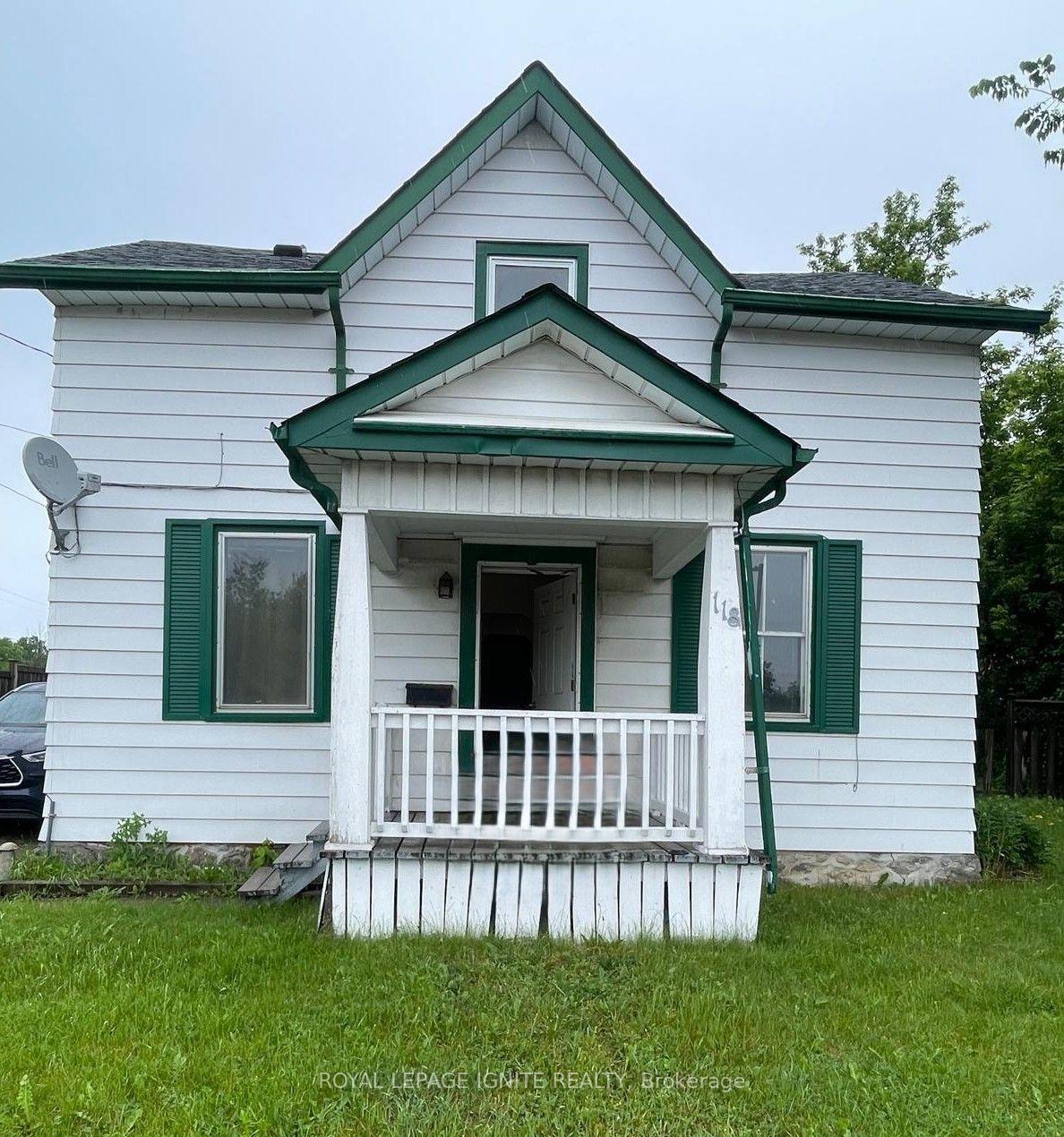 118 Lindsay Street S — photo 1