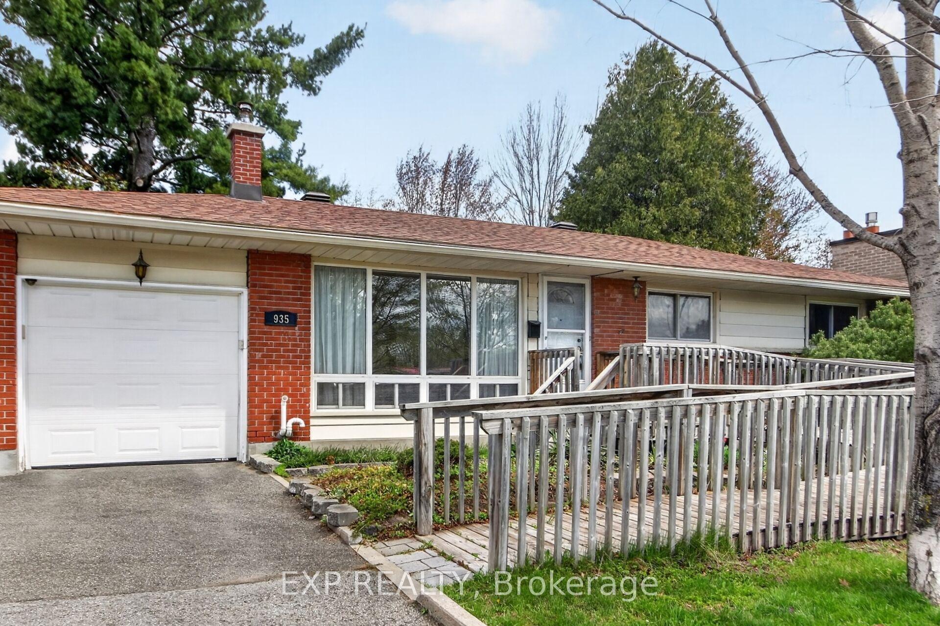 935 Pleasant Park Road — photo 1