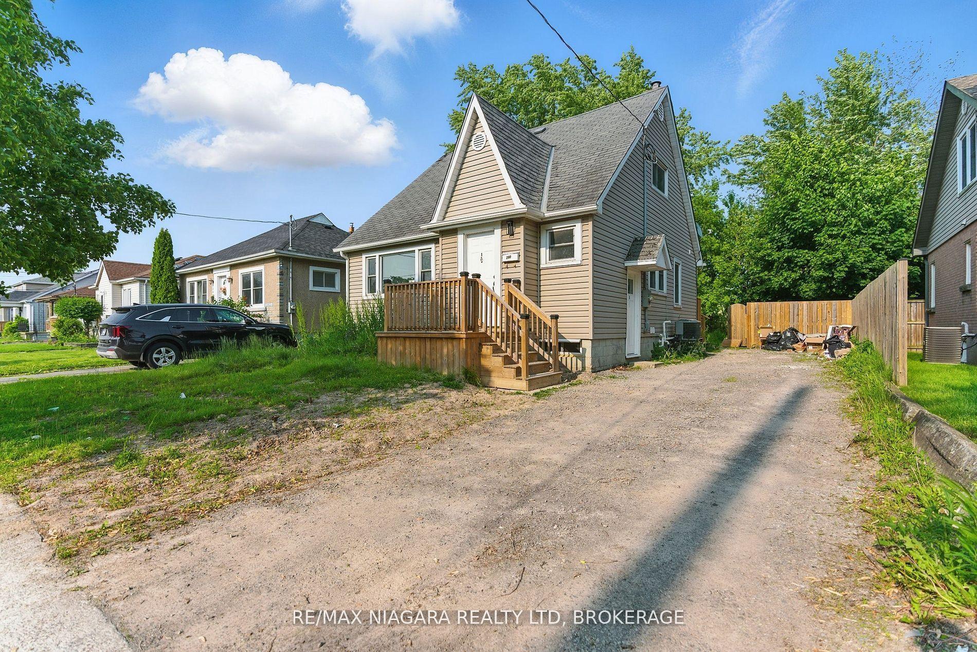 290 Scholfield Avenue S 1 #1 — photo 1