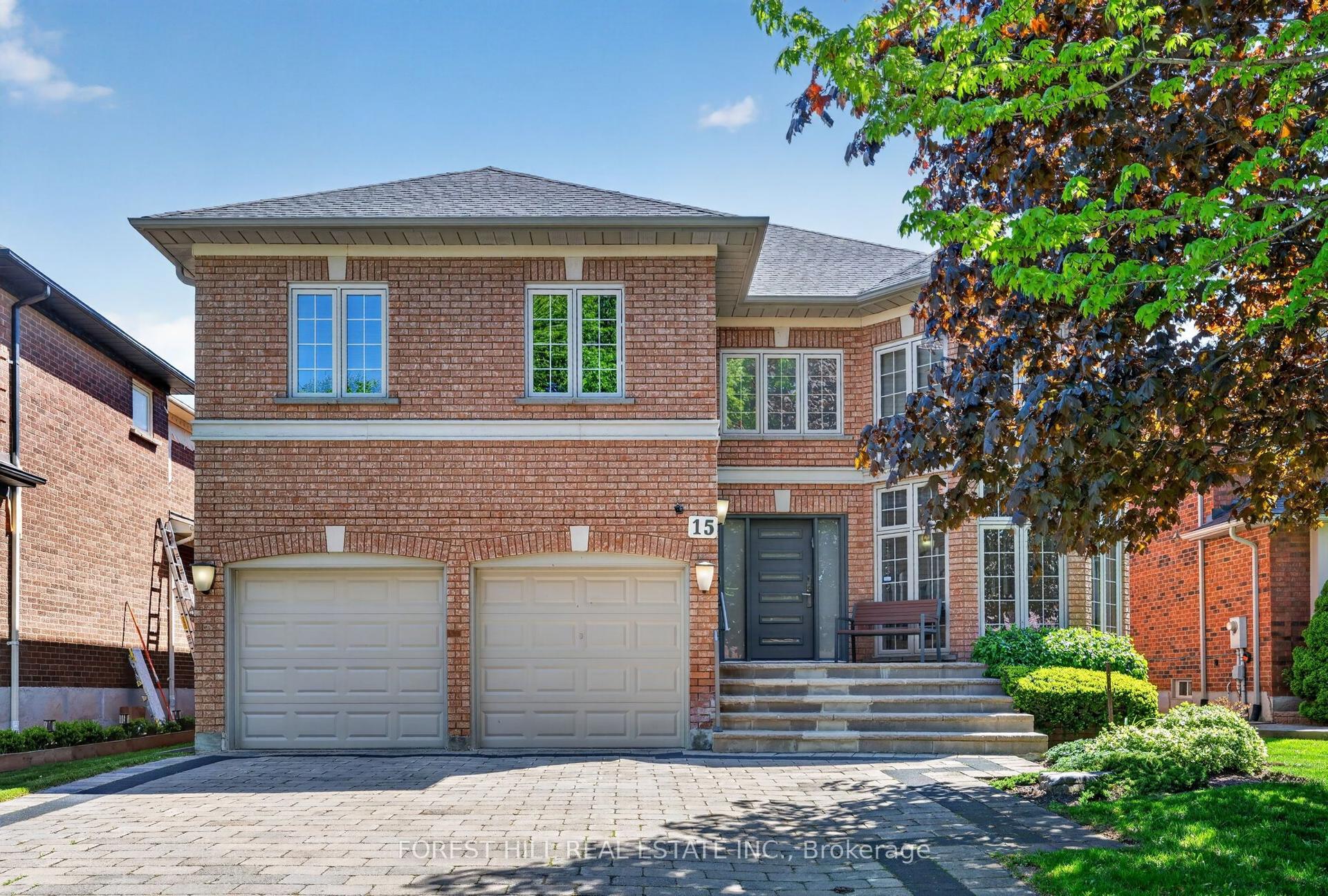 15 Palmerston Drive — photo 1