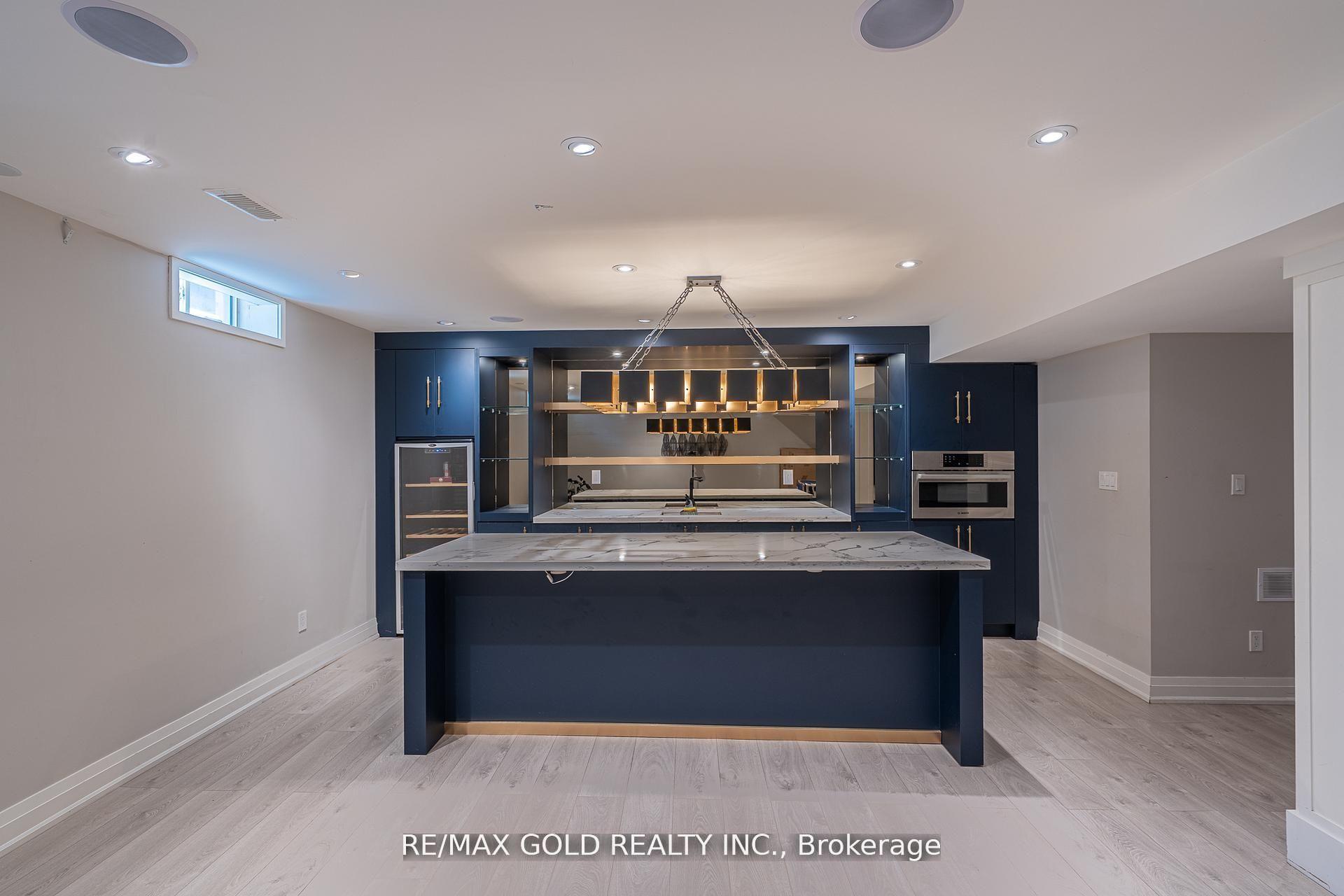 61 Yellowknife Road — photo 1